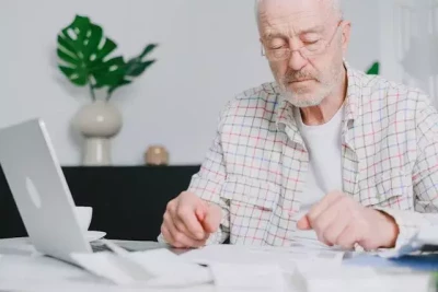 Az idősebbek többsége nem kockáztatja a pénzét