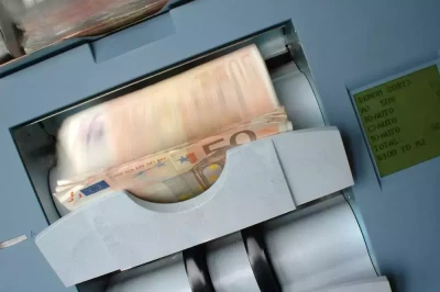 Tizenkét százalékkal bővülhet idén a hitelállomány